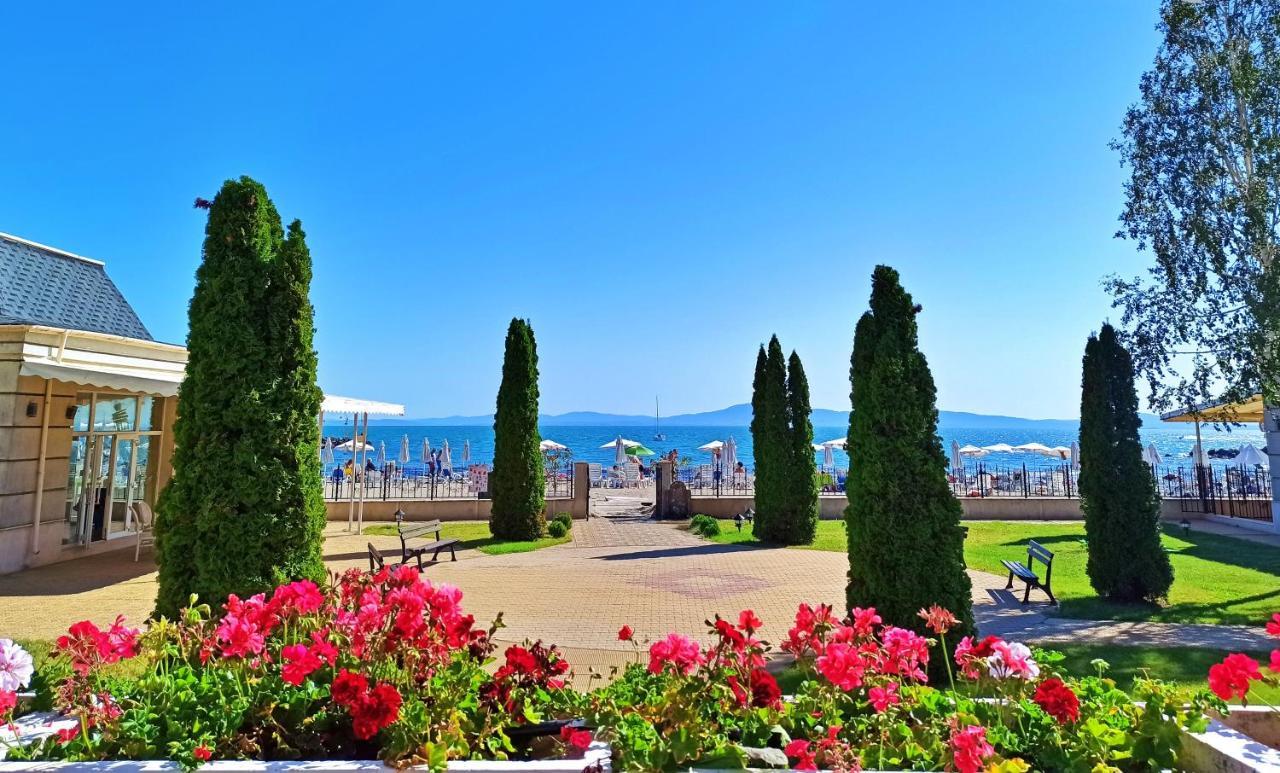 Festa Pomorie Resort Exterior foto